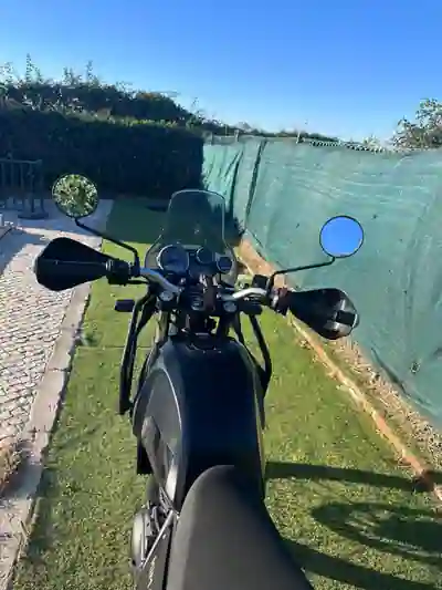 Royal Enfield Himalayan 2022 - 4200 EUR, 7400 km - AUTO.MOTO.pt - 7400km - foto 2 de 5