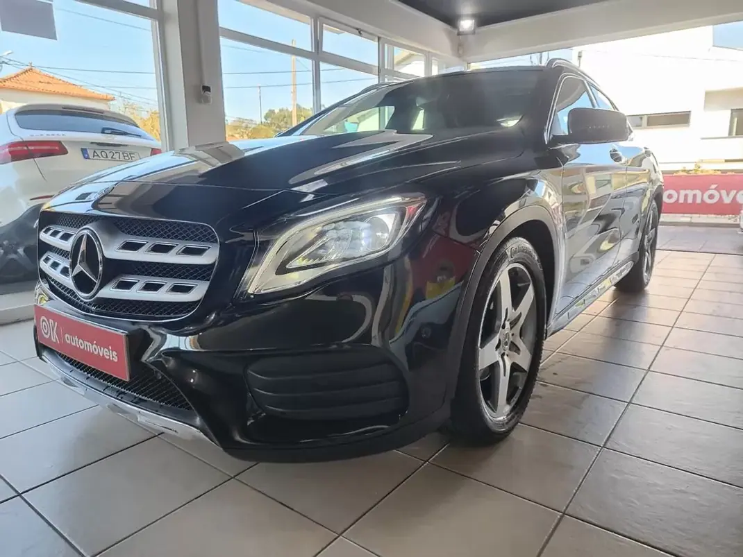 Mercedes-Benz GLA 200 2018 - 22750 EUR, 191200 km - AUTO.MOTO.pt - 191200km - foto 5 de 36