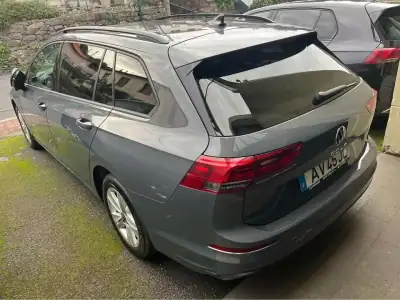Volkswagen Golf Variant 2021 - 21750 EUR, 75000 km - AUTO.MOTO.pt - 75000km - foto 4 de 8