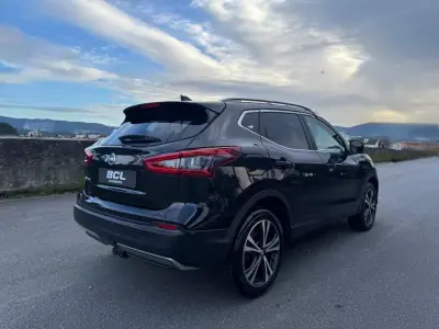 Nissan Qashqai 2018 - 18990 EUR, 161000 km - AUTO.MOTO.pt - 161000km - foto 8 de 35
