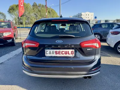 Ford Focus SW 2021 — photo 6 of 26