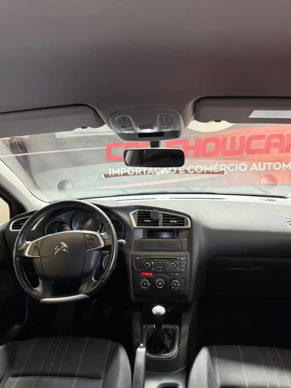 Citroën C4 2017 - 9490 EUR, 128000 km - AUTO.MOTO.pt - 128000km - foto 6 de 9