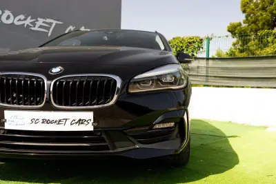 BMW 216 Active Tourer 2019 - 15750 EUR, 109700 km - AUTO.MOTO.pt - 109700km - foto 6 de 43