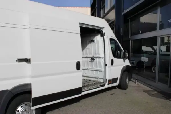 Peugeot Boxer 2.2 HDi 435 L4H3 2015 - 17900 EUR, 156932 km - AUTO.MOTO.pt - 156932km - foto 3 de 21