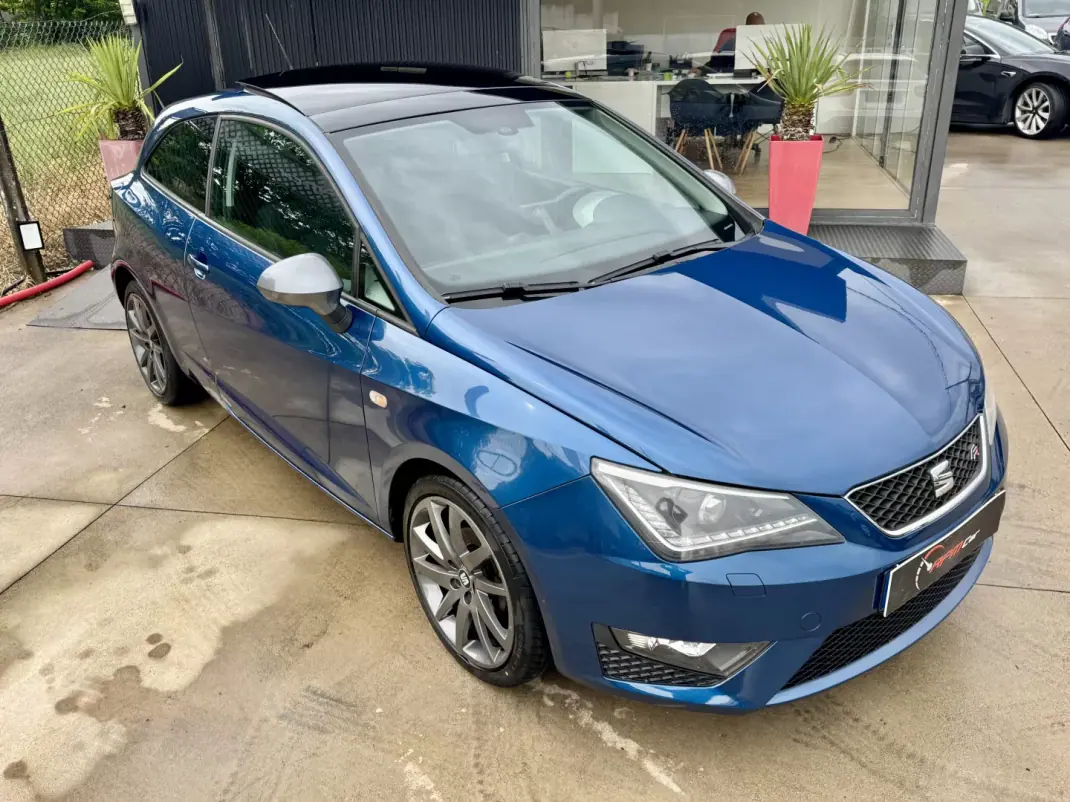 SEAT Ibiza 2014 - 7999 EUR, 149609 km - AUTO.MOTO.pt - 149609km - foto 6 de 24