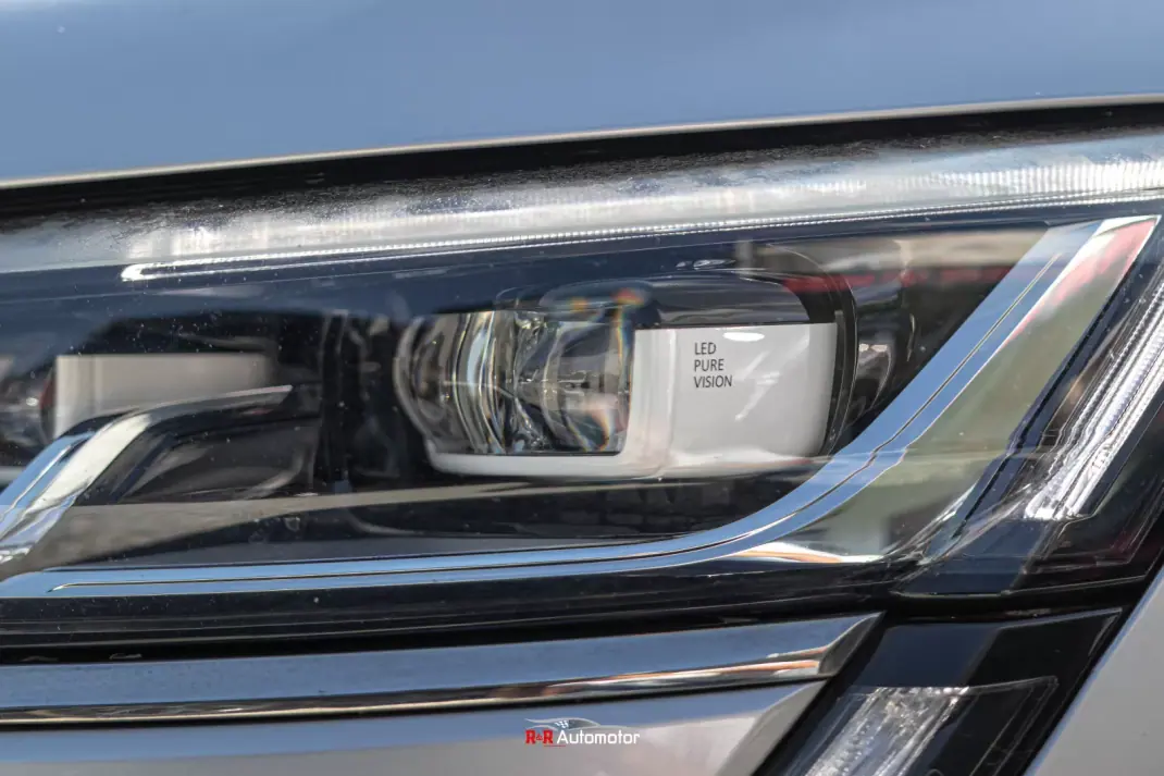 Renault Talisman 2017 - 13950 EUR, 207000 km - 207000km - foto 6 de 35