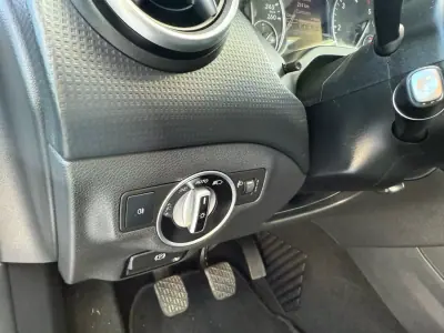 Mercedes-Benz A 180 2015 - 14250 EUR, 155500 km - AUTO.MOTO.pt - 155500km - foto 9 de 23