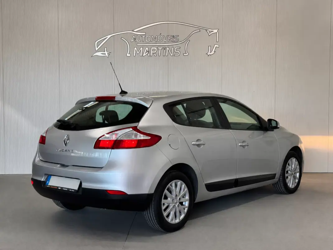 Renault Mégane 2014 - 5990 EUR, 325267 km - 325267km - foto 8 de 20