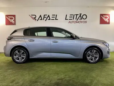 Peugeot 308 2024 - 19500 EUR, 56000 km - 56000km - foto 6 de 31
