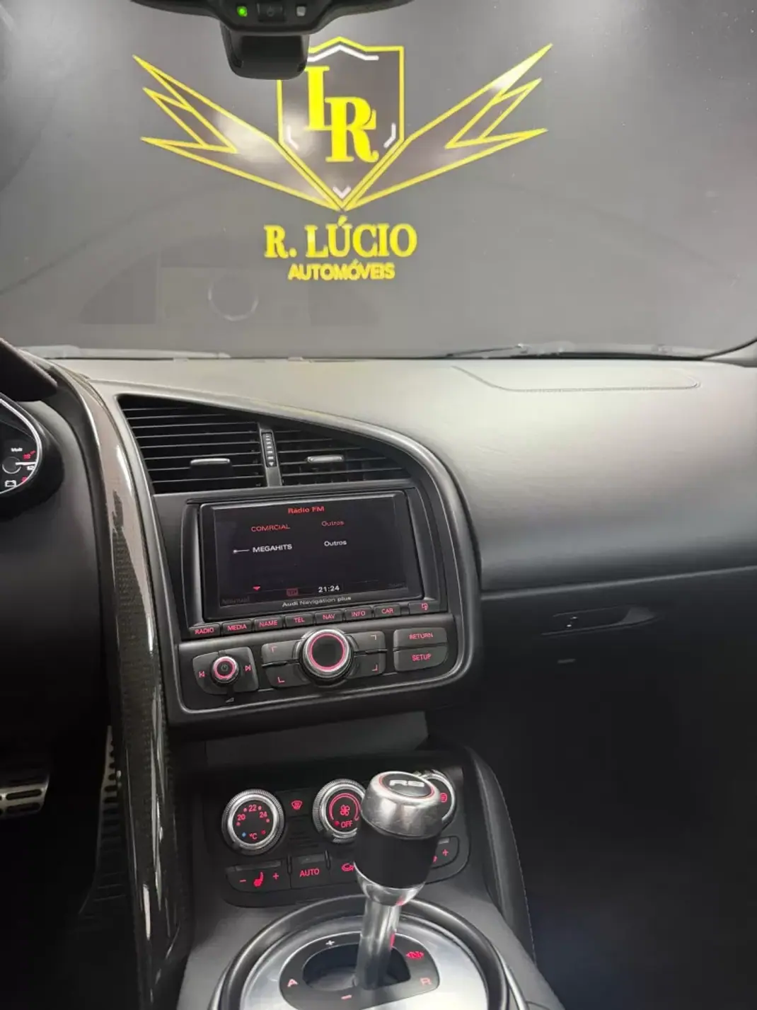 Audi R8 Spyder 2012 - 125000 EUR, 89245 km - 89245km - foto 18 de 44