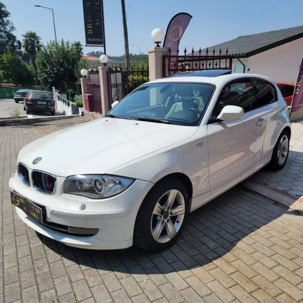 BMW 116 2010 - 8490 EUR, 190000 km - AUTO.MOTO.pt - 190000km - foto 3 de 26