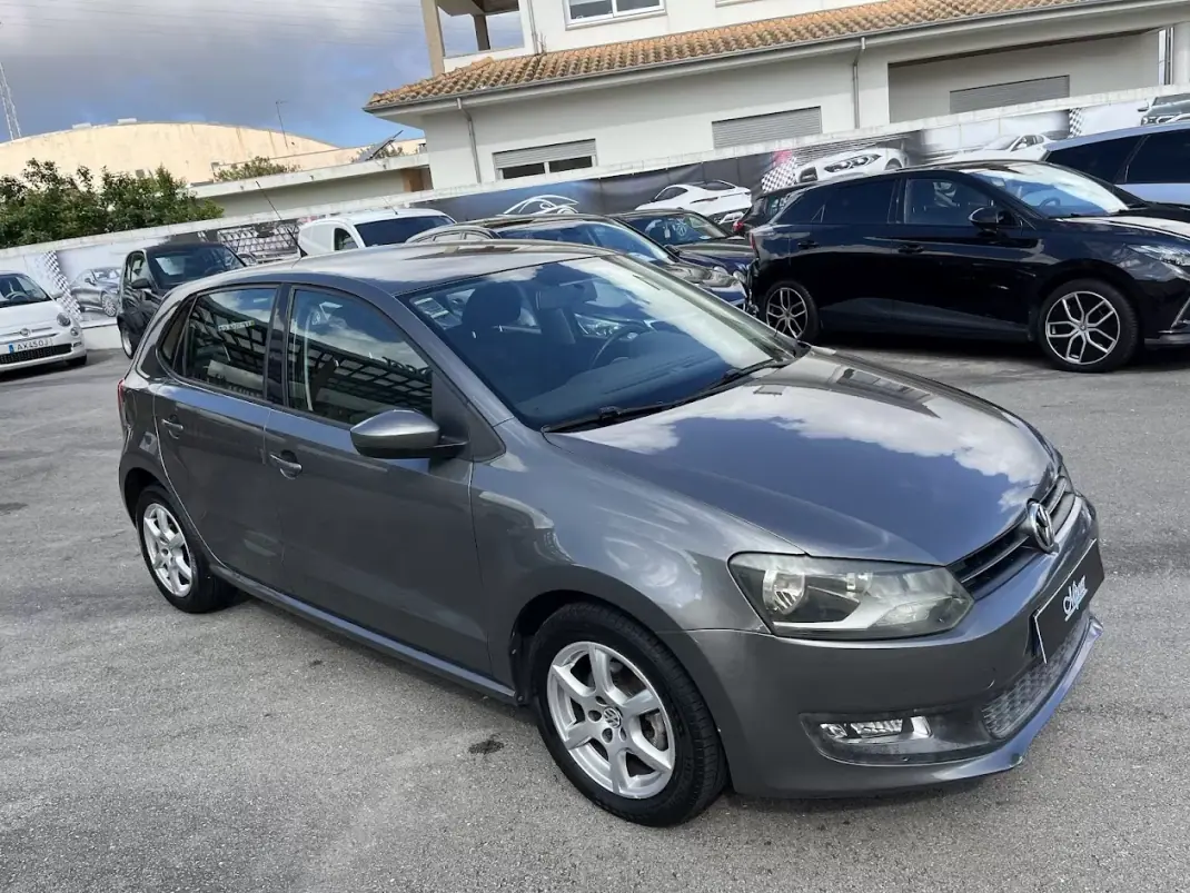 Volkswagen Polo 2009 - 6750 EUR, 237000 km - AUTO.MOTO.pt - 237000km - foto 37 de 41
