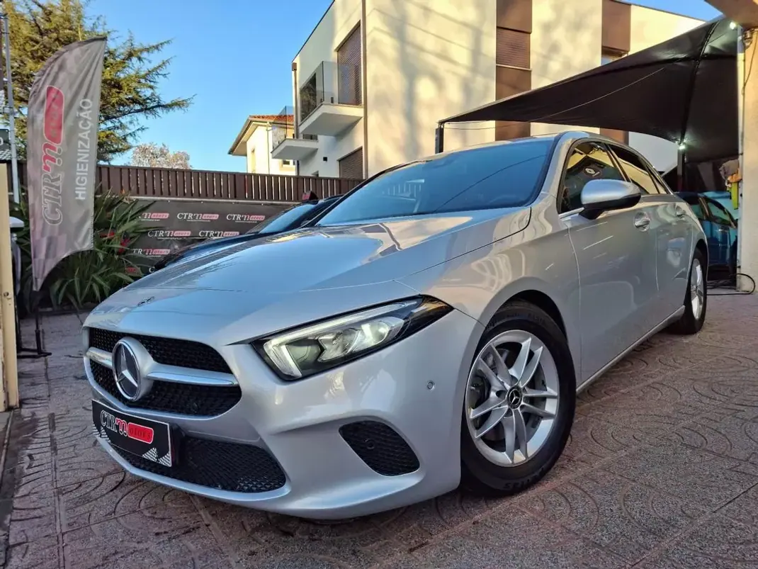 Mercedes-Benz A 200 2018 - 22500 EUR, 77000 km - AUTO.MOTO.pt - 77000km - foto 1 de 37