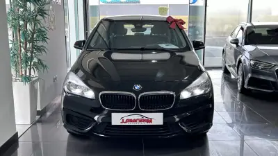 BMW 216 Active Tourer 2017 - 17999 EUR, 112071 km - AUTO.MOTO.pt - 112071km - foto 2 de 45