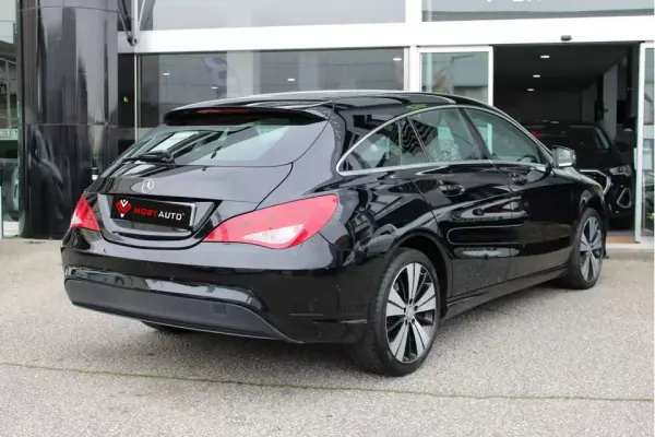 Mercedes-Benz CLA 180 2016 - 15990 EUR, 215975 km - AUTO.MOTO.pt - 215975km - foto 2 de 18