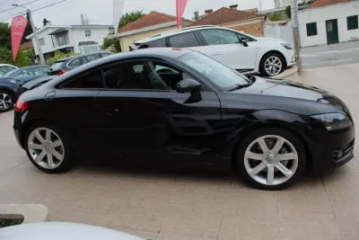 Audi TT Coupé 2009 - 14990 EUR, 207000 km - 207000km - foto 4 de 24
