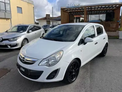 Opel Corsa 2011 - 6450 EUR, 117000 km - AUTO.MOTO.pt - 117000km - foto 37 de 50