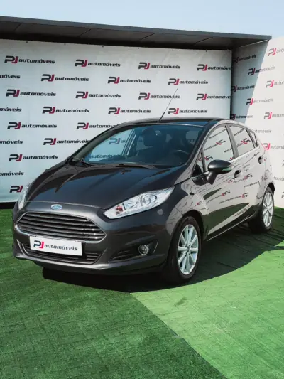 Ford Fiesta 2016 - 9990 EUR, 60000 km - 60000km - foto 1 de 15