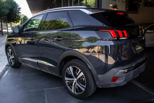 Peugeot 3008 2018 - 18450 EUR, 107895 km - AUTO.MOTO.pt - 107895km - foto 3 de 40