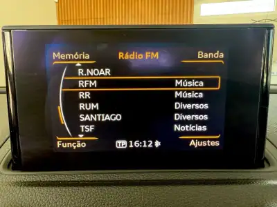 Audi A3 Sportback 2016 - 16000 EUR, 158000 km - AUTO.MOTO.pt - 158000km - foto 71 de 94