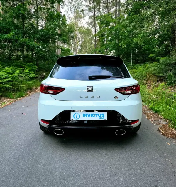 SEAT Leon 2013 - 13990 EUR, 167000 km - AUTO.MOTO.pt - 167000km - foto 6 de 27