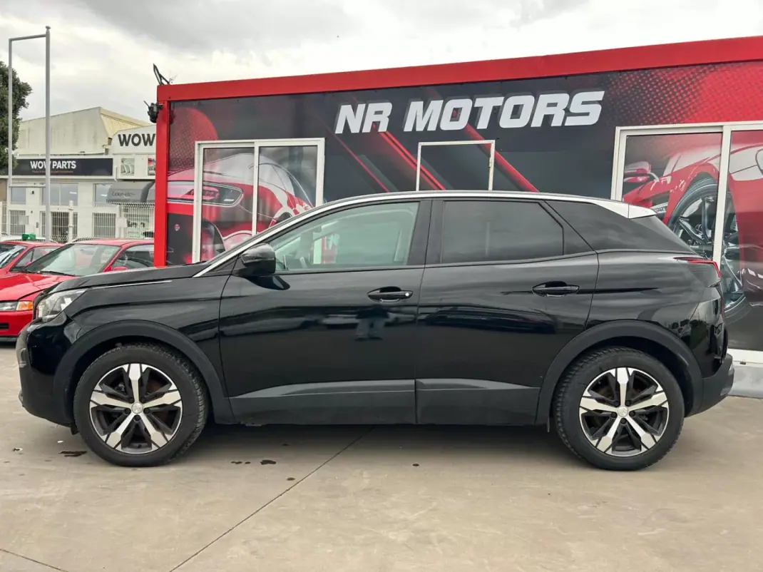 Peugeot 3008 2019 - 19990 EUR, 127500 km - AUTO.MOTO.pt - 127500km - foto 5 de 19