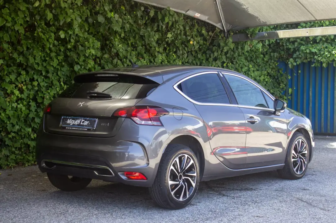 DS DS4 2017 - 14900 EUR, 104000 km - 104000km - foto 8 de 16