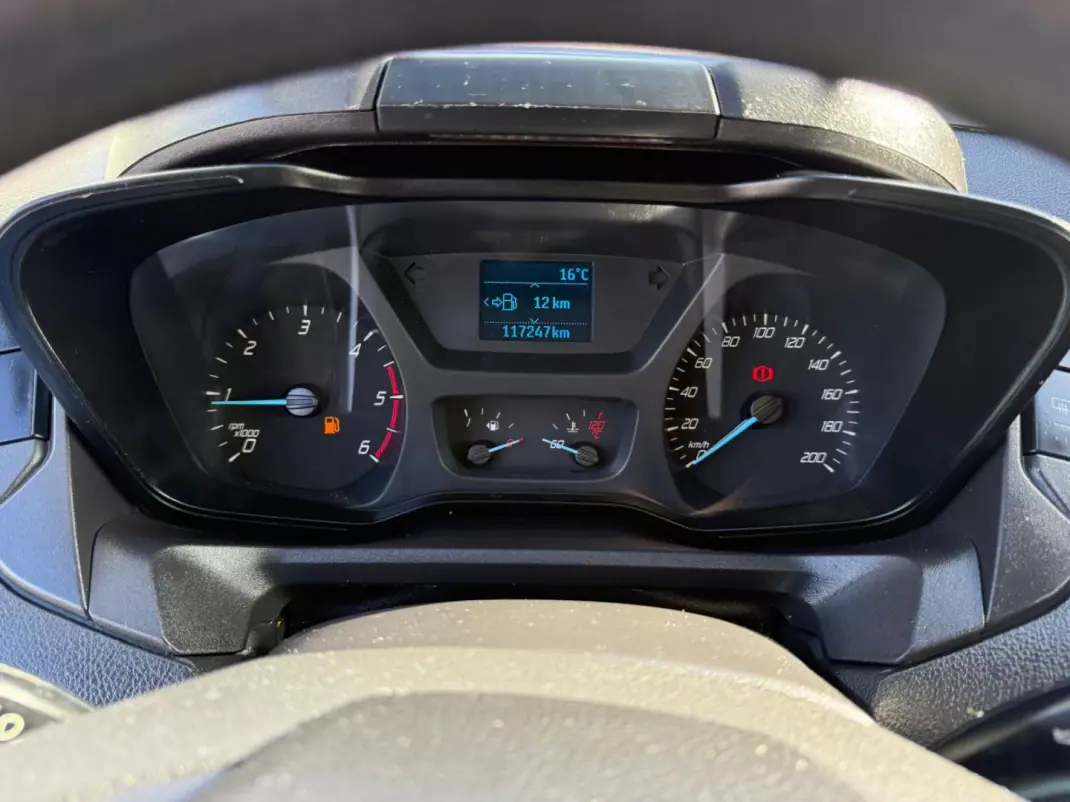 Ford TRANSIT CUSTOM 2.0 L2 H2 2.0 130 CV 2015 - 16500 EUR, 117500 km - AUTO.MOTO.pt - 117500km - foto 11 de 16