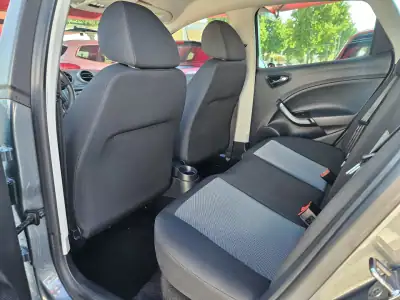 SEAT Ibiza 2016 - 9900 EUR, 122800 km - AUTO.MOTO.pt - 122800km - foto 20 de 40