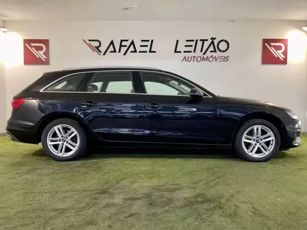 Audi A4 Avant 2022 - 21350 EUR, 187000 km - AUTO.MOTO.pt - 187000km - foto 6 de 38