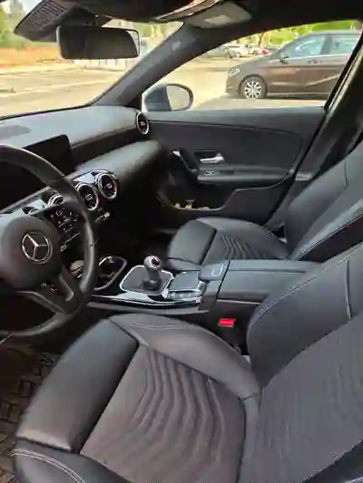 Mercedes-Benz A 160 2020 - 21000 EUR, 70000 km - AUTO.MOTO.pt - 70000km - foto 5 de 7