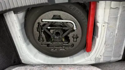 SEAT Ibiza 2023 - 14270 EUR, 50000 km - AUTO.MOTO.pt - 50000km - foto 35 de 38