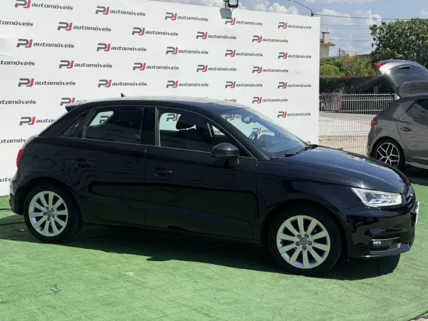 Audi A1 Sportback 2018 - 15990 EUR, 146169 km - AUTO.MOTO.pt - 146169km - foto 5 de 23