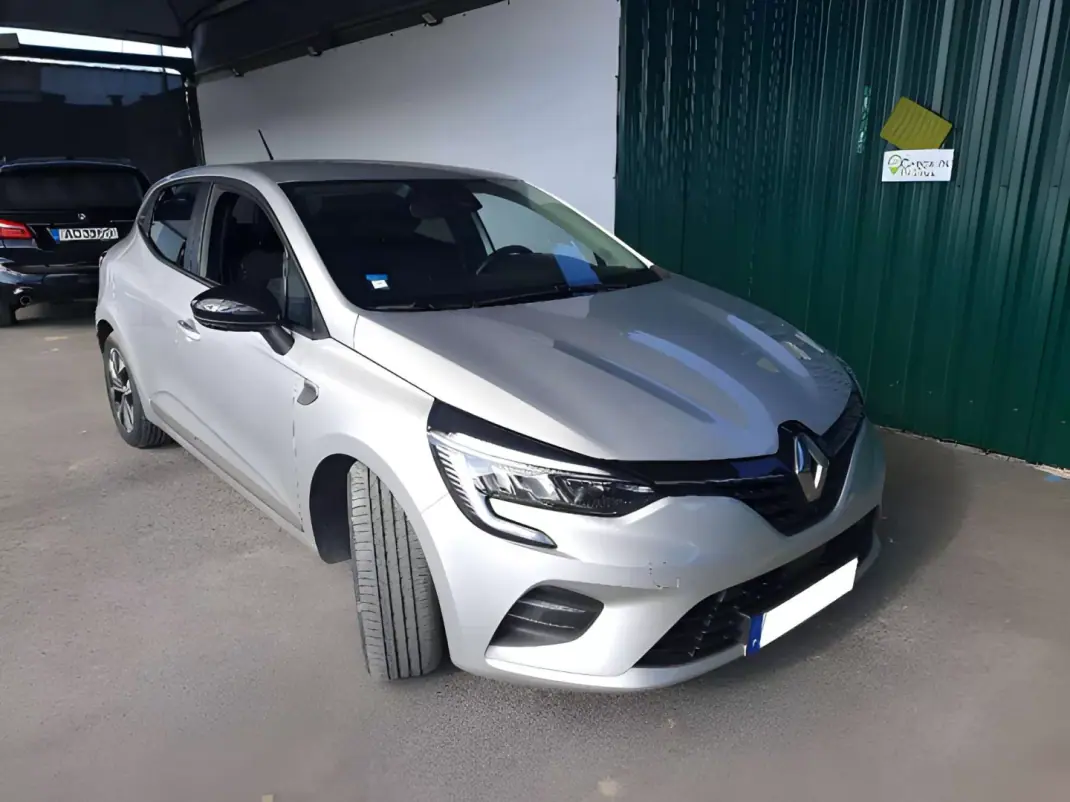 Renault Clio 2022 - 16990 EUR, 37000 km - AUTO.MOTO.pt - 37000km - foto 2 de 8