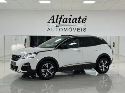 Peugeot 3008 2019 - 18990 EUR, 130000 km - AUTO.MOTO.pt - 130000km - foto 15 de 30