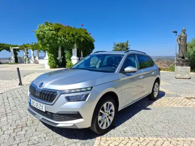 Skoda Kamiq 2023 - 17900 EUR, 54069 km - 54069km - foto 1 de 23