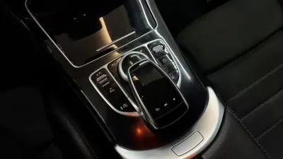 Mercedes-Benz C 220 2017 - 27990 EUR, 160170 km - AUTO.MOTO.pt - 160170km - foto 22 de 29