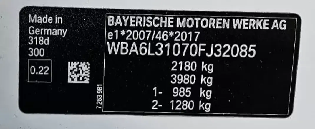 BMW 318 2020 - 28999 EUR, 100000 km - AUTO.MOTO.pt - 100000km - foto 20 de 35