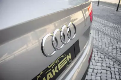 Audi Q7 2016 - 23990 EUR, 238077 km - AUTO.MOTO.pt - 238077km - foto 11 de 40