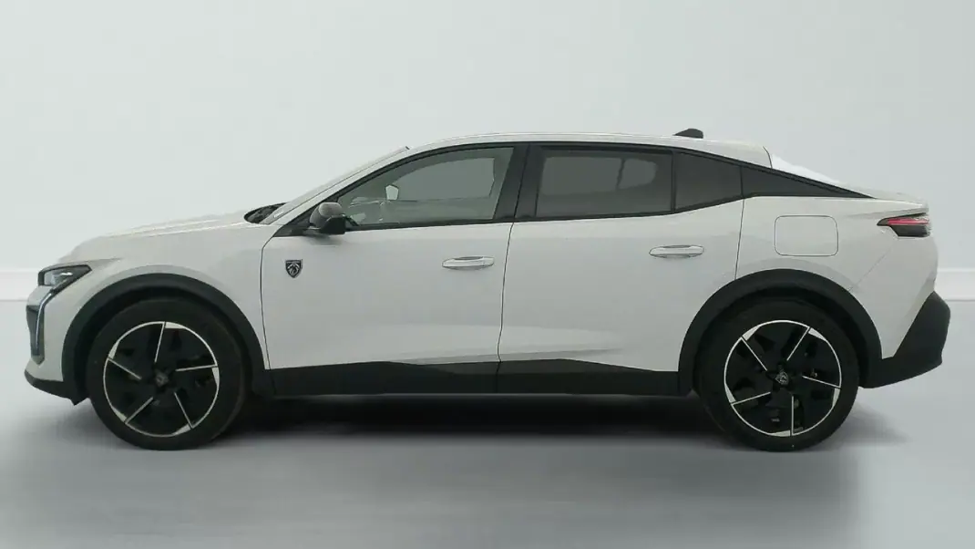 Peugeot 408 2024 - 33750 EUR, 2992 km - AUTO.MOTO.pt - 2992km - foto 5 de 19