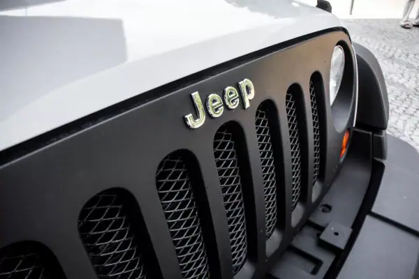 Jeep Wrangler 2008 - 30990 EUR, 142871 km - AUTO.MOTO.pt - 142871km - foto 9 de 29