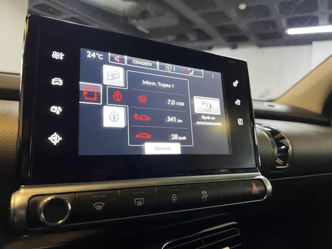 Citroën C4 Cactus 2015 - 8990 EUR, 175000 km - AUTO.MOTO.pt - 175000km - foto 20 de 35