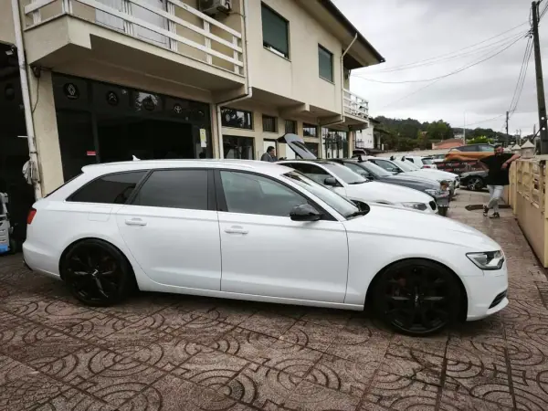 Audi A6 Avant 2012 - 21500 EUR, 246000 km - AUTO.MOTO.pt - 246000km - foto 6 de 32