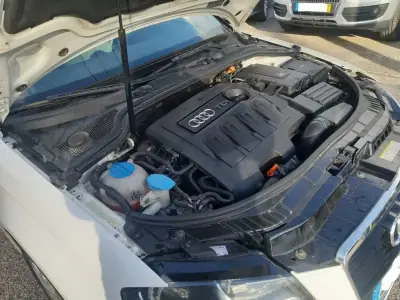 Audi A3 Sportback 2010 - 9900 EUR, 224980 km - AUTO.MOTO.pt - 224980km - foto 33 de 34