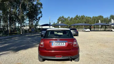 MINI Cooper 2008 - 8200 EUR, 230000 km - 230000km - foto 4 de 18