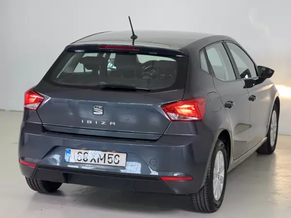 SEAT Ibiza 2019 - 11450 EUR, 70284 km - AUTO.MOTO.pt - 70284km - foto 20 de 39