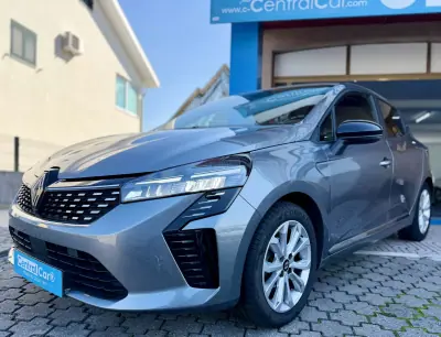 Renault Clio 2024 — foto 5 de 30