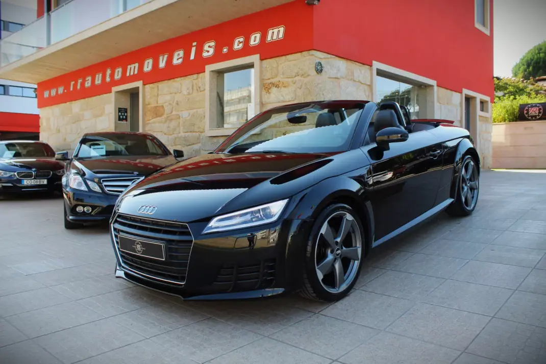 Audi TT Roadster 2015 - 22990 EUR, 151000 km - 151000km - foto 2 de 36