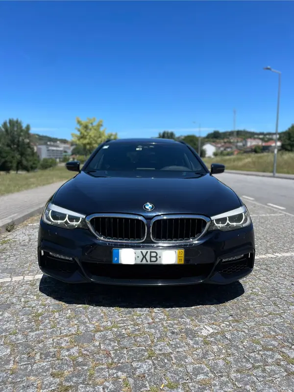 BMW 520 2017 - 24000 EUR, 116537 km - 116537km - foto 8 de 10