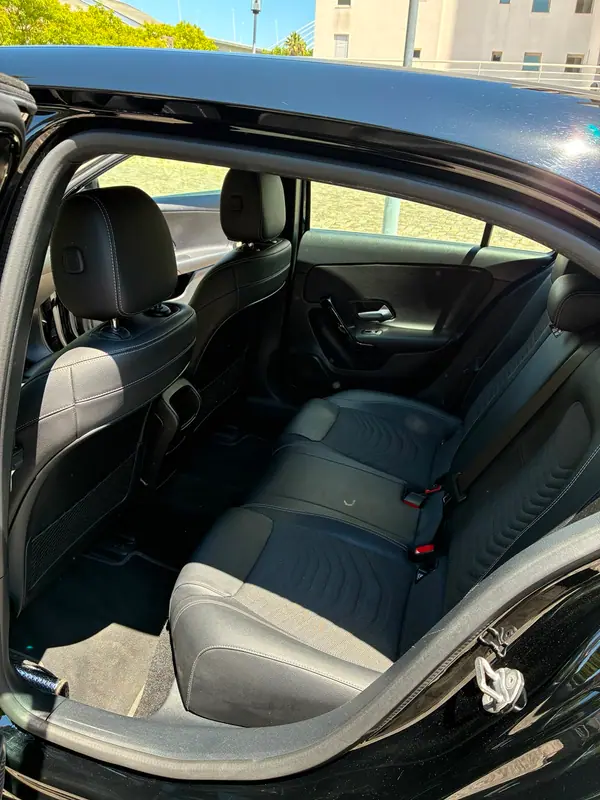 Mercedes-Benz A 160 2019 - 17500 EUR, 101000 km - AUTO.MOTO.pt - 101000km - foto 6 de 8
